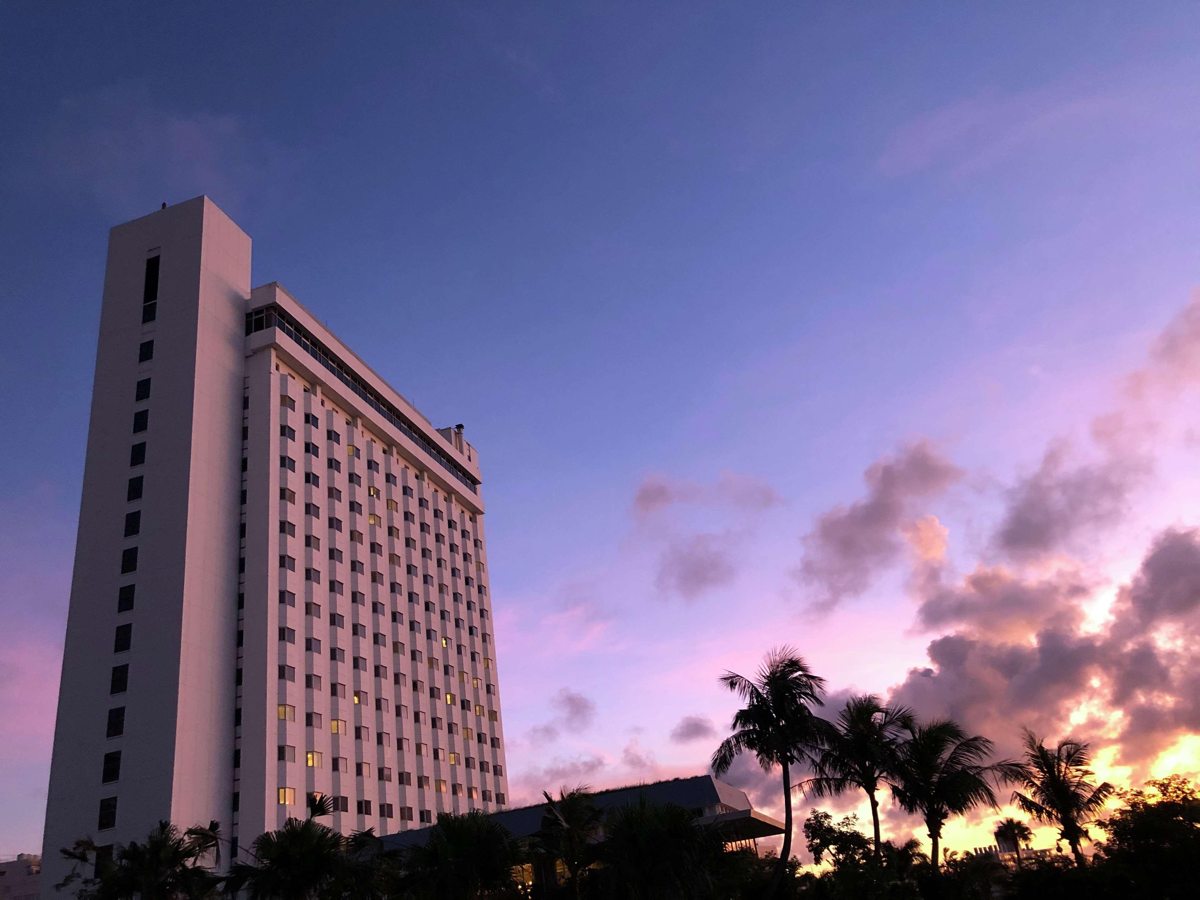 Doubletree By Hilton Naha Shuri Castle Экстерьер фото