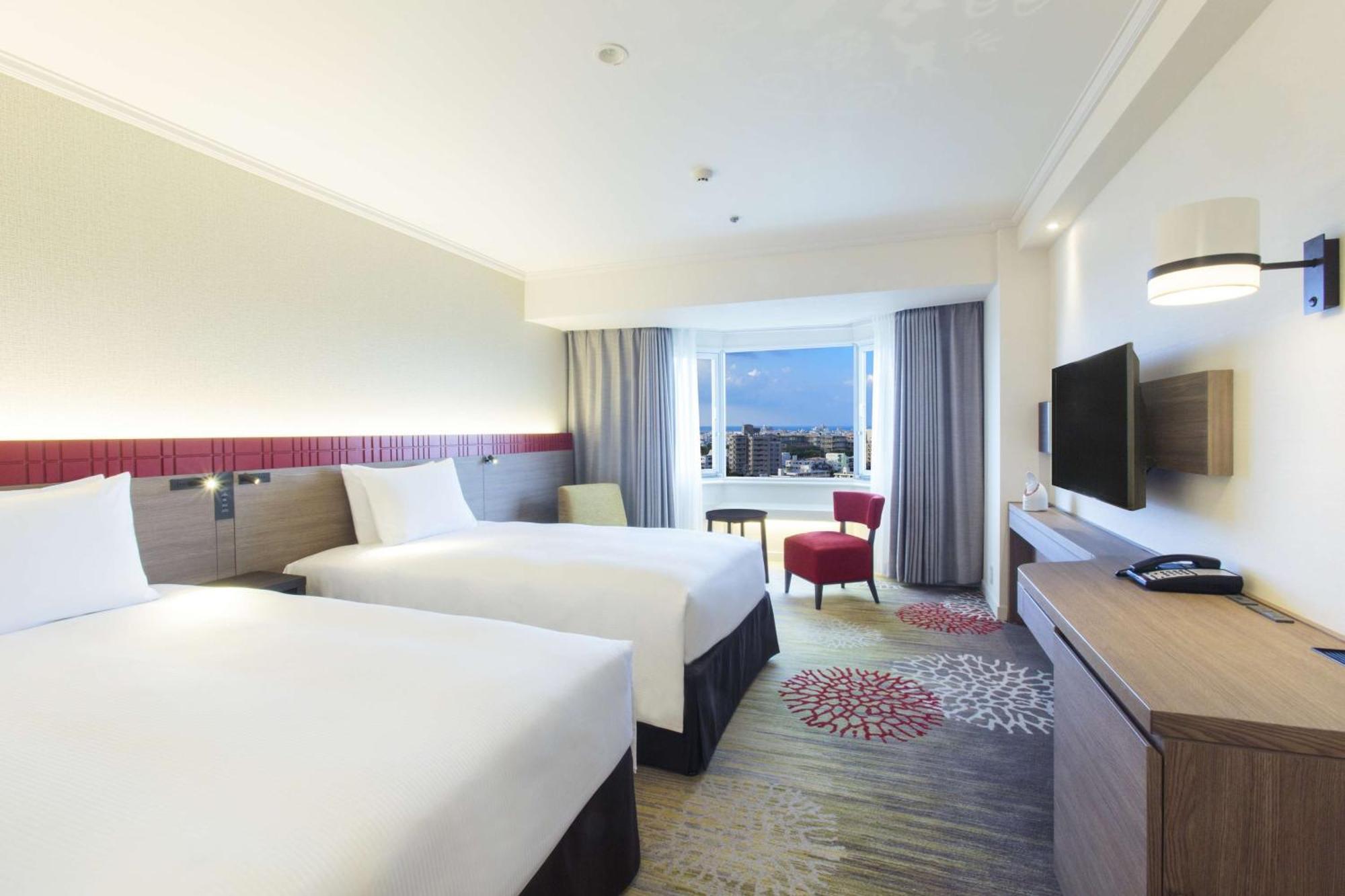 Doubletree By Hilton Naha Shuri Castle Экстерьер фото