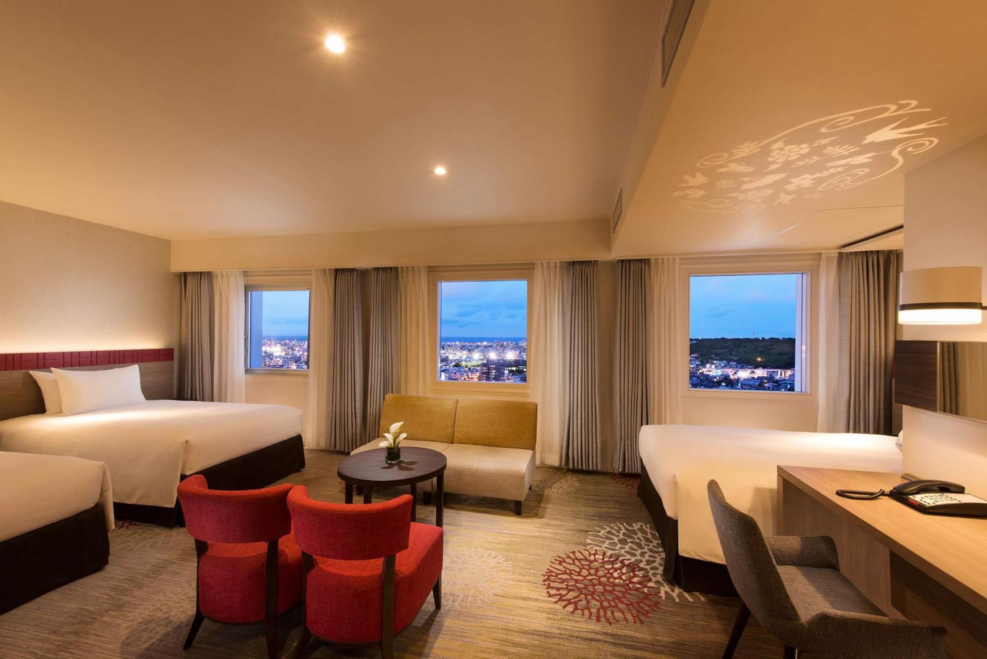 Doubletree By Hilton Naha Shuri Castle Экстерьер фото