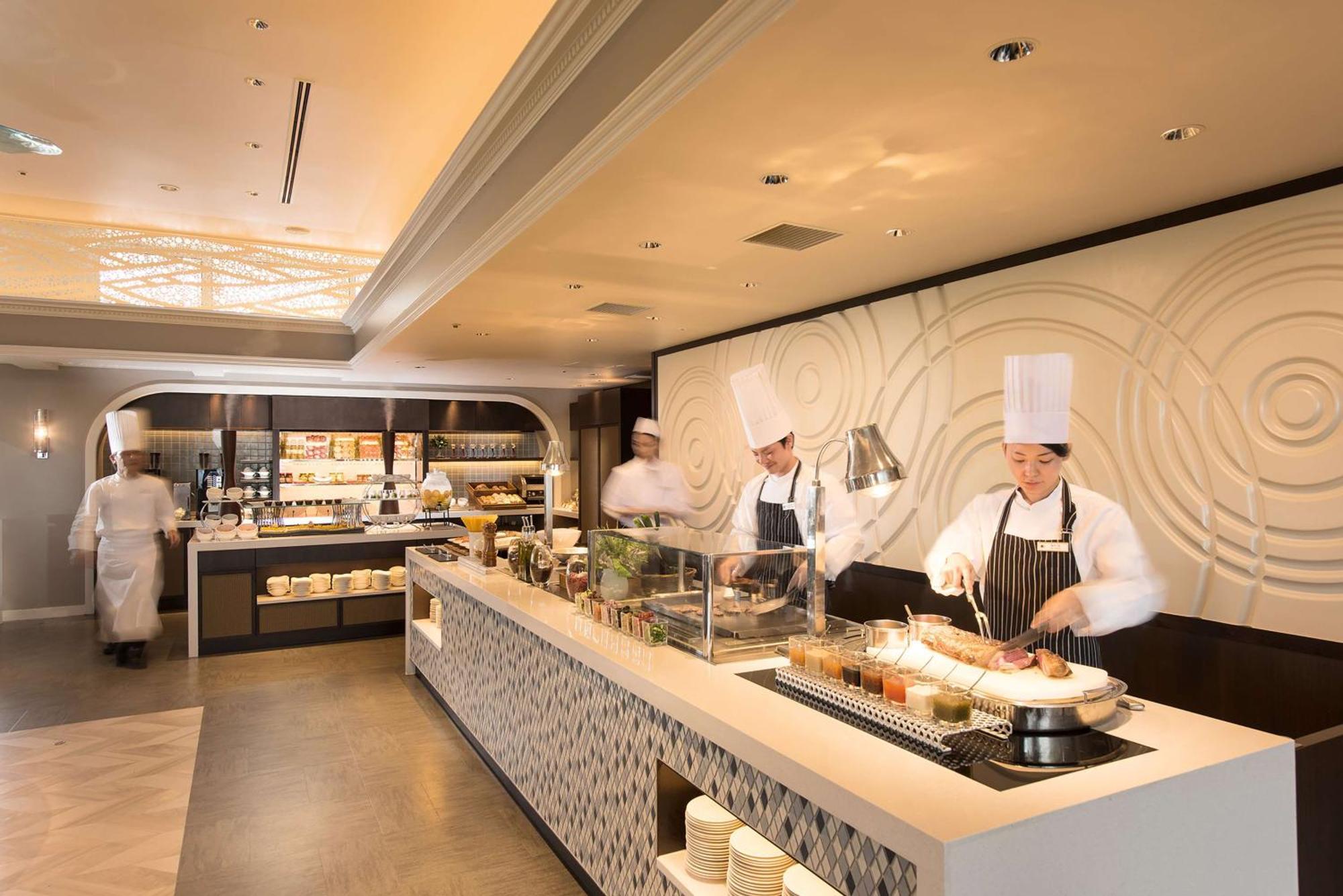 Doubletree By Hilton Naha Shuri Castle Экстерьер фото