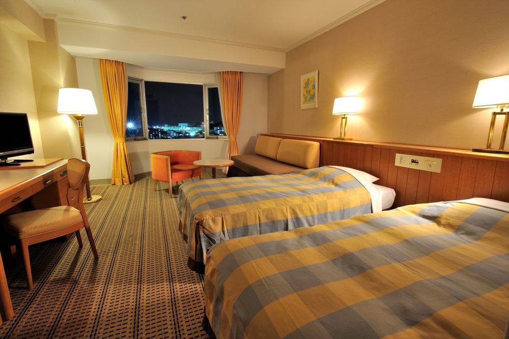 Doubletree By Hilton Naha Shuri Castle Экстерьер фото